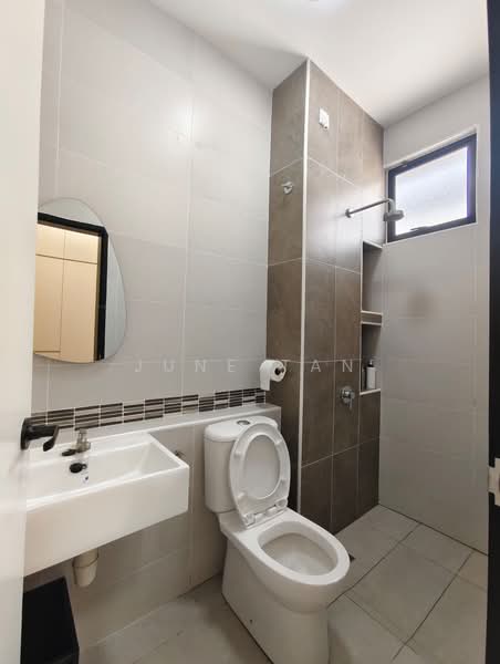 Rumah Teres 2-Tingkat untuk Dijual di Taman Desa Tebrau (Tebrau) - June Tan - PropertyGuru.com.my