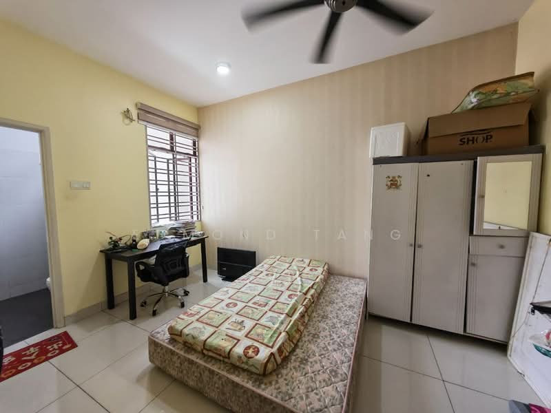 2-storey Terraced House for Sale in Mutiara Rini (Skudai) - Edmond Tang - Bedroom - PropertyGuru.com.my