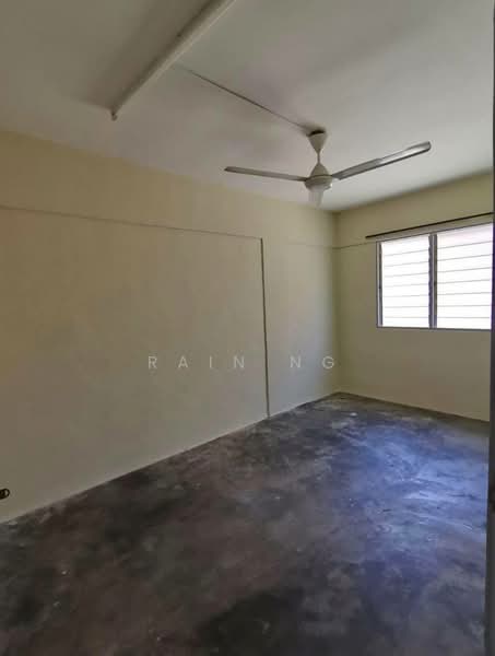Pangsapuri untuk Disewa di Kekwa - Rain Ng - Interior - PropertyGuru.com.my