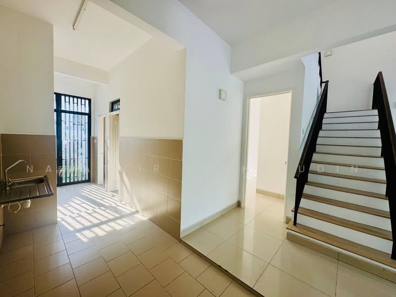 2-storey Terraced House for Sale in Shah Alam (Selangor) - Nahathir Shahabudin - Interior - PropertyGuru.com.my