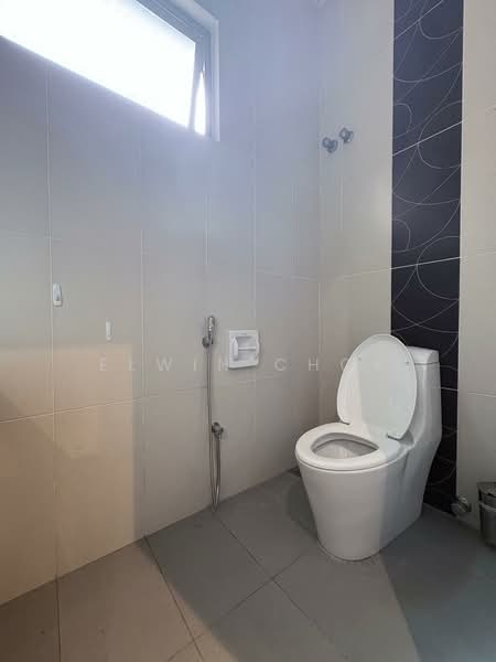 Bungalow House for Rent in Setia Eco Park (Setia Alam) - Elwin Chok - Bathroom - PropertyGuru.com.my