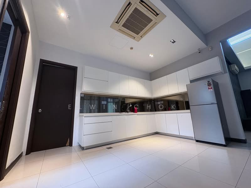Bungalow House for Rent in Setia Eco Park (Setia Alam) - Elwin Chok - Kitchen - PropertyGuru.com.my