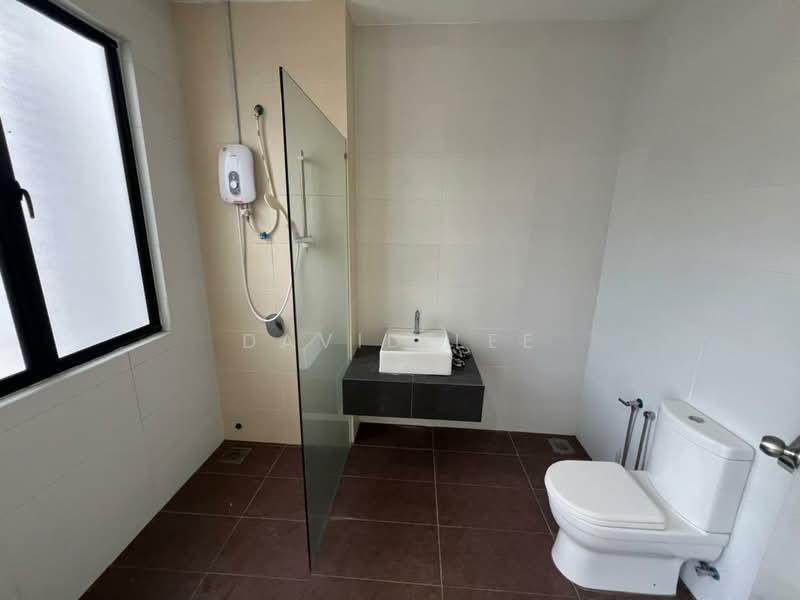 2-storey Terraced House for Sale in Taman Anggun 3 (Rawang) - David Lee - Bathroom - PropertyGuru.com.my