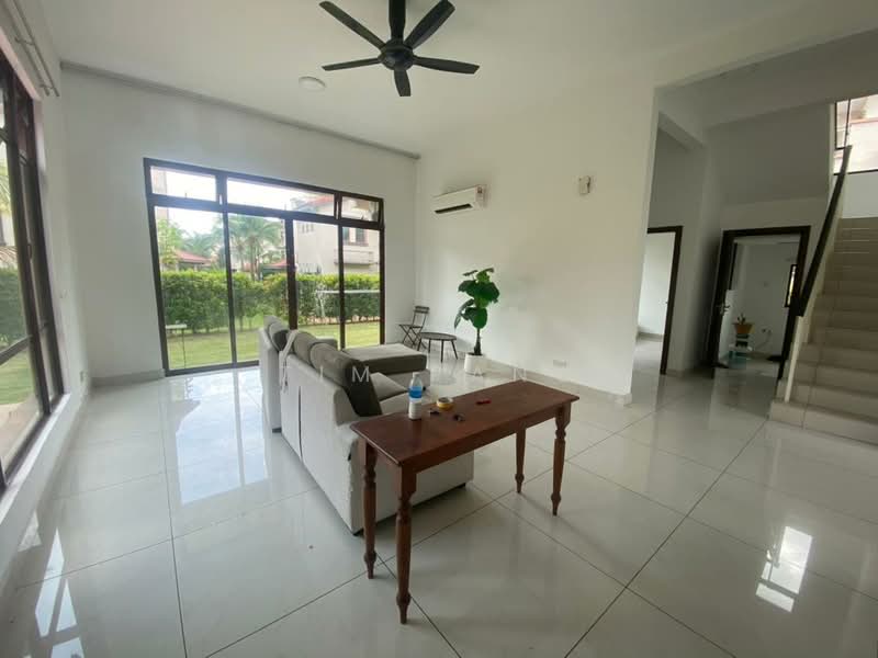 Bungalow House untuk Disewa di Diamond City (Semenyih) - Tim Pang - Living Room - PropertyGuru.com.my