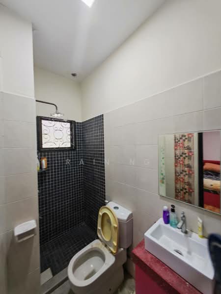 2-storey Terraced House for Sale in Johor Bahru (Johor) - Rain Ng - Bathroom - PropertyGuru.com.my