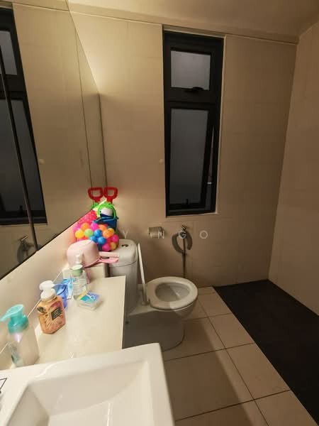 Kediaman Servis untuk Dijual di 8Scape Residence @ Sutera - SY Ngo - Bathroom - PropertyGuru.com.my