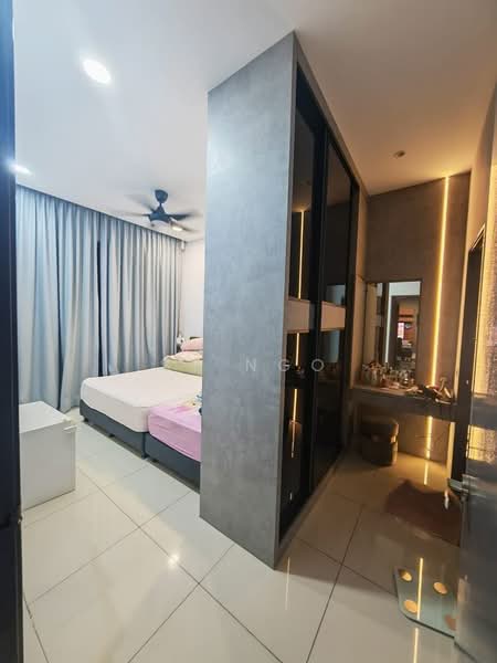 Kediaman Servis untuk Dijual di 8Scape Residence @ Sutera - SY Ngo - Bedroom - PropertyGuru.com.my