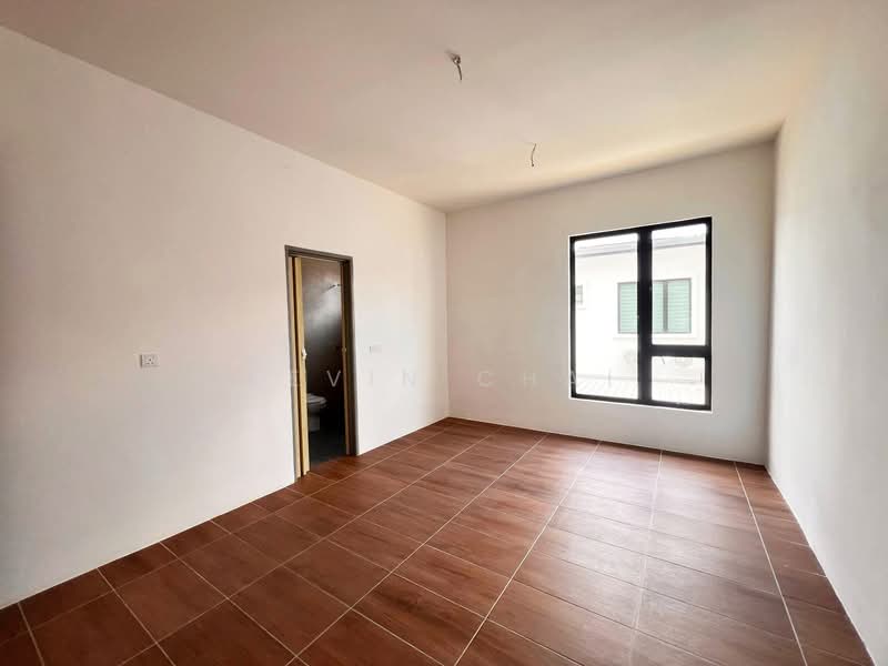 Rumah Berkembar untuk Dijual di Teluk Intan (Perak) - Kevin Chai - Bedroom - PropertyGuru.com.my