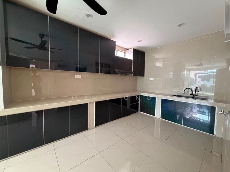 Semi-Detached House for Sale in Amverton Hills (Sungai Buloh) - Matt Ong - Kitchen - PropertyGuru.com.my