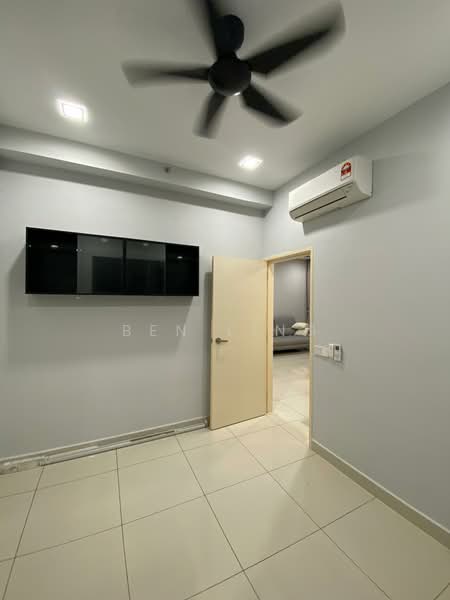 Kediaman Servis untuk Disewa di Setia City Residences - Ben Ling - Living Room - PropertyGuru.com.my