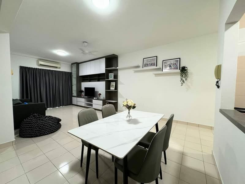 Kondominium untuk Disewa di Sri Putramas - CS OW - Living Room - PropertyGuru.com.my