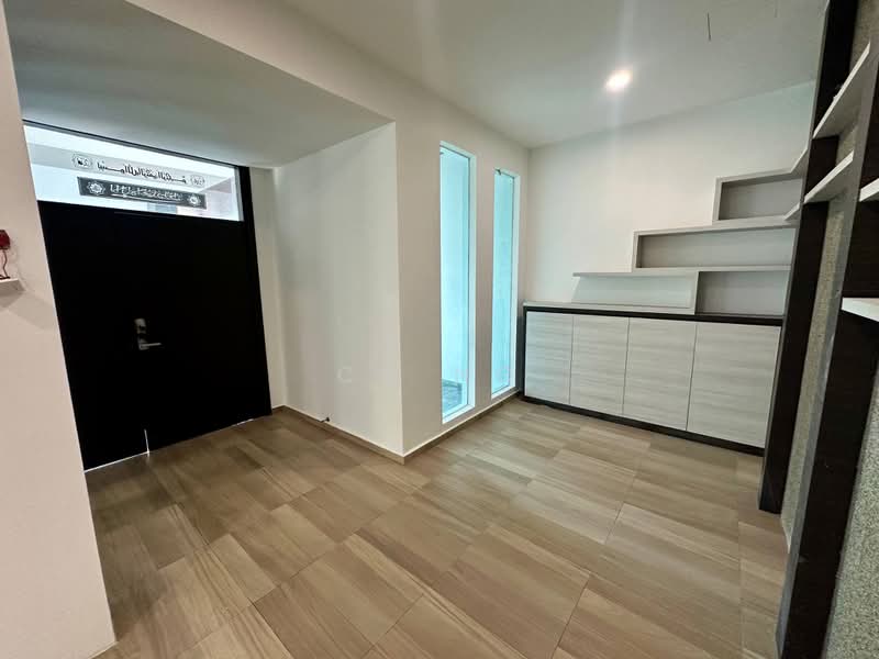 Rumah Berkembar untuk Dijual di Taman Ponderosa (Johor Bahru) - CK Ng - Entrance - PropertyGuru.com.my