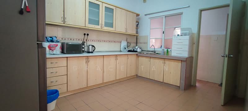 Rumah Teres 2-Tingkat untuk Disewa di Mutiara Damansara (Selangor) - Grace Tan - Kitchen - PropertyGuru.com.my