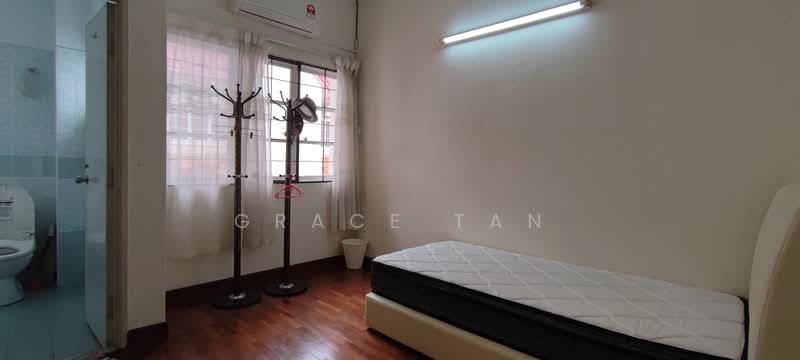 Rumah Teres 2-Tingkat untuk Disewa di Mutiara Damansara (Selangor) - Grace Tan - Bedroom - PropertyGuru.com.my