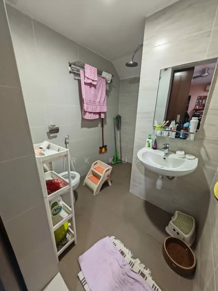 3-storey Terraced House for Sale in Kinrara Residence (Puchong) - RK Kua - Bathroom - PropertyGuru.com.my