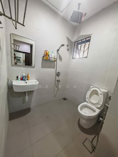 3-storey Terraced House for Sale in Kinrara Residence (Puchong) - RK Kua - Bathroom - PropertyGuru.com.my