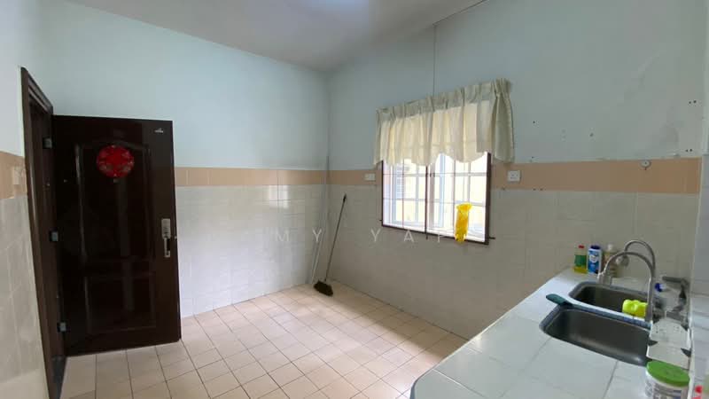 Rumah Teres 2-Tingkat untuk Disewa di Bandar Sri Damansara (Selangor) - Amy Yap - Kitchen - PropertyGuru.com.my