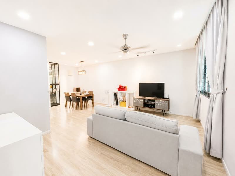 2-storey Terraced House for Sale in Setia Tropika (Johor Bahru) - CK Ng - Living Room - PropertyGuru.com.my