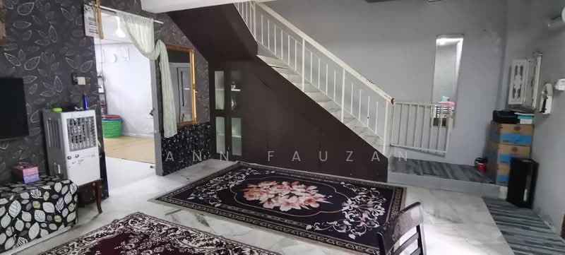 2-storey Terraced House for Sale in Bukit Beruntung (Selangor) - Zann Fauzan - Living Room - PropertyGuru.com.my