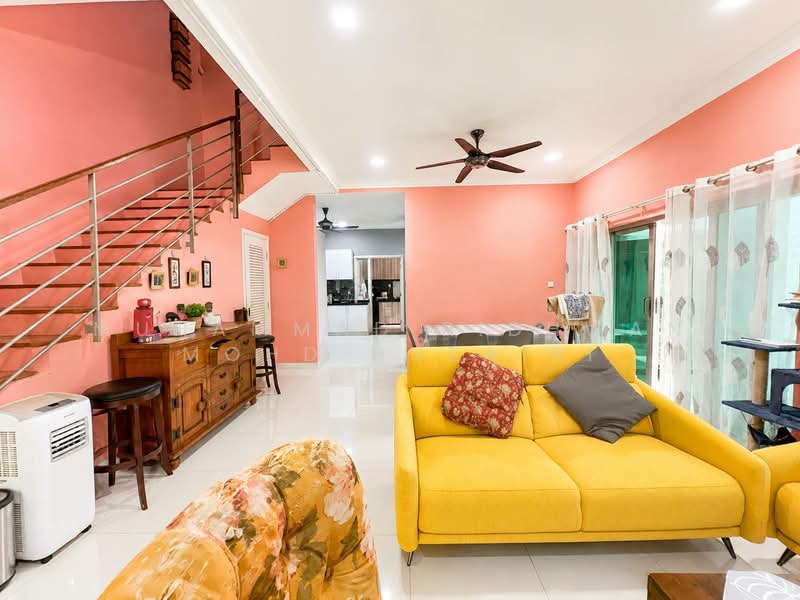 Rumah Kluster untuk Dijual di Sunway Alam Suria (Shah Alam) - Muhammad Ridhwan Mohd Huzairi - Living Room - PropertyGuru.com.my