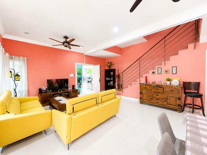Rumah Kluster untuk Dijual di Sunway Alam Suria (Shah Alam) - Muhammad Ridhwan Mohd Huzairi - Living Room - PropertyGuru.com.my