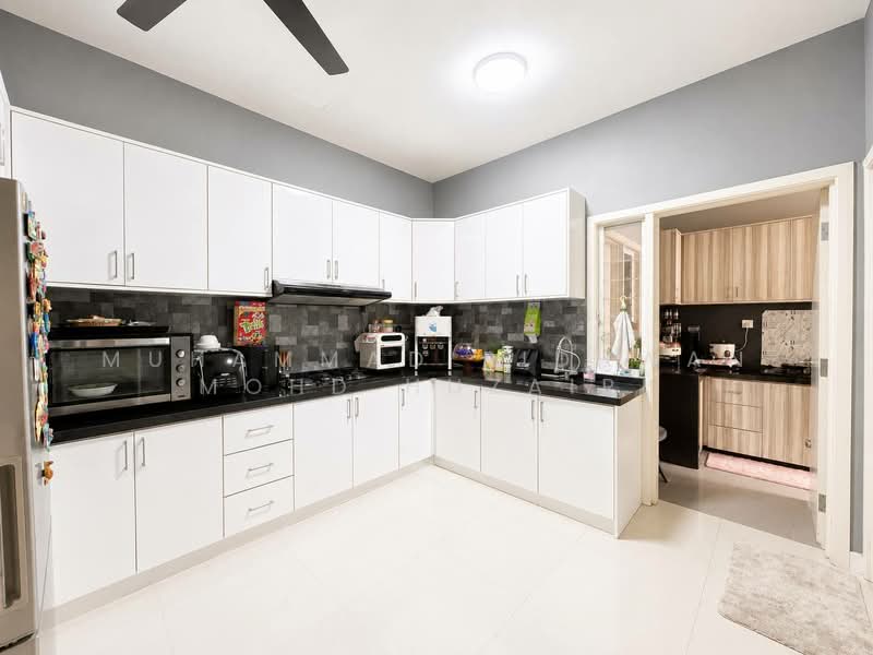Rumah Kluster untuk Dijual di Sunway Alam Suria (Shah Alam) - Muhammad Ridhwan Mohd Huzairi - Kitchen - PropertyGuru.com.my