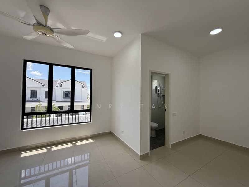 Rumah Teres 2-Tingkat untuk Dijual di Bandar Cassia (Batu Kawan) - Henry Tan - Interior - PropertyGuru.com.my
