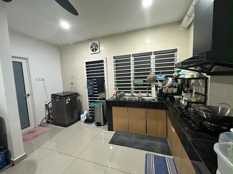 1-storey Terraced House for Sale in Seksyen 16 (Bangi) - Zahier Firza - PropertyGuru.com.my