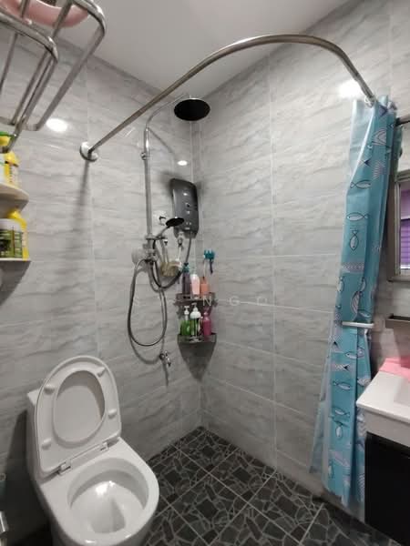Rumah Teres 1-Tingkat untuk Dijual di Taman Universiti (Skudai) - SY Ngo - Bathroom - PropertyGuru.com.my