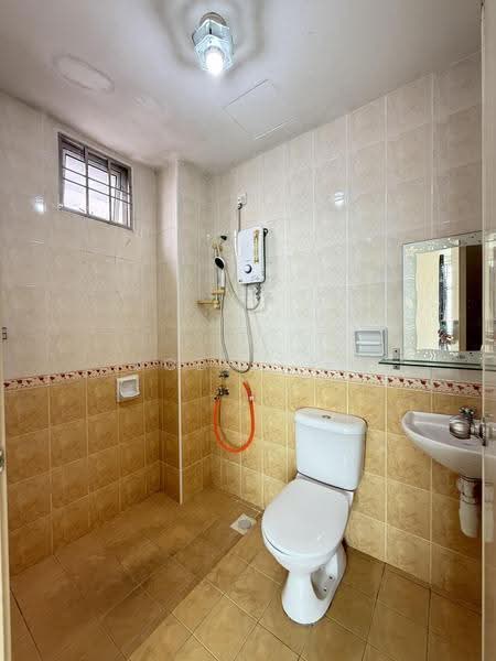 Apartment for Rent at Perling Apartment - Joey Tay - Bathroom - PropertyGuru.com.my