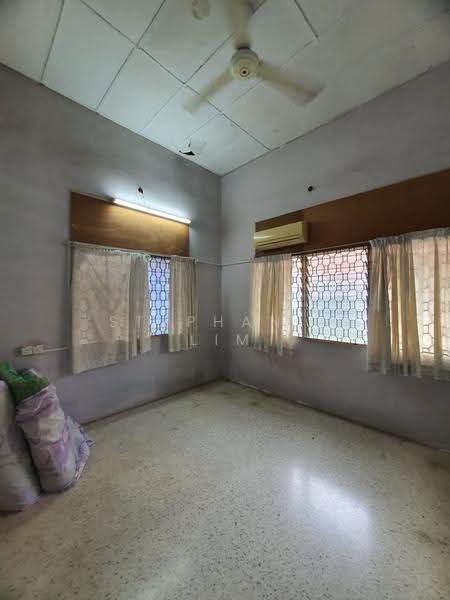 Semi-Detached House for Sale in Taman Green Lane (Jelutong) - Stephanie Lim - Interior - PropertyGuru.com.my