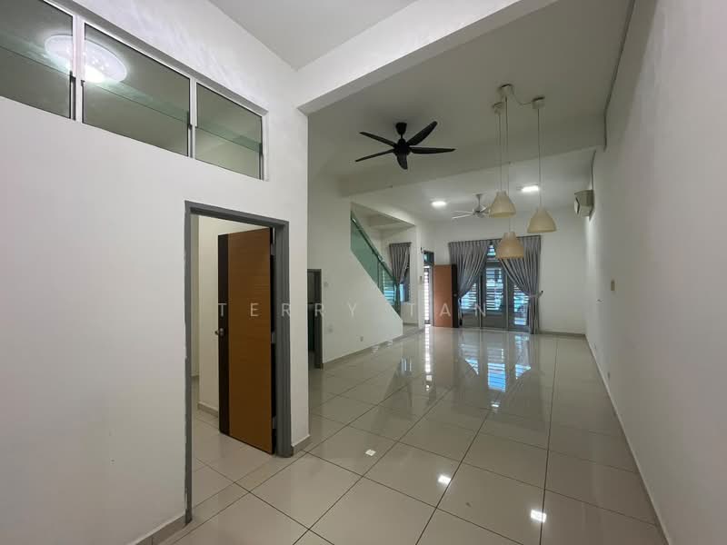 Rumah Teres 2-Tingkat untuk Dijual di Bandar Jaya Putra (Johor Bahru) - Terry Tan - Living Room - PropertyGuru.com.my