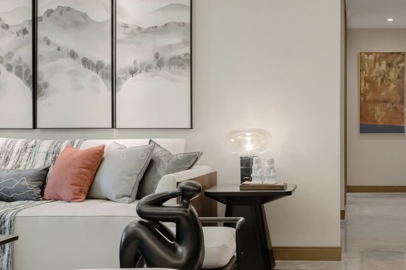 Kediaman Servis untuk Dijual di Millerz Square Serviced Residence - Bobby Tan - Living Room - PropertyGuru.com.my