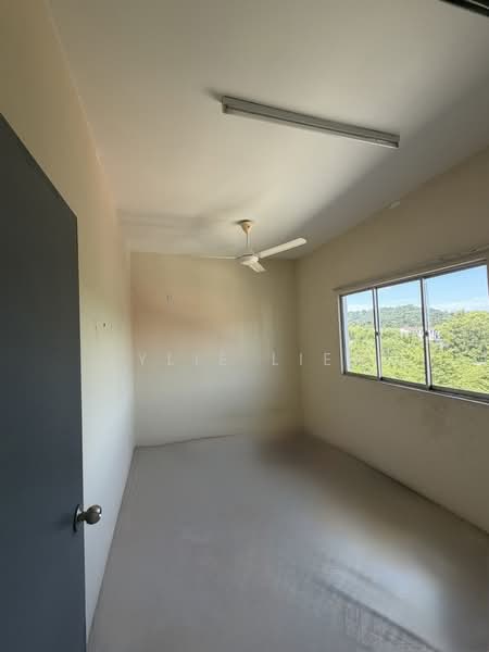 Flat for Sale at Damai Utama - Kylie Liew - Bedroom - PropertyGuru.com.my