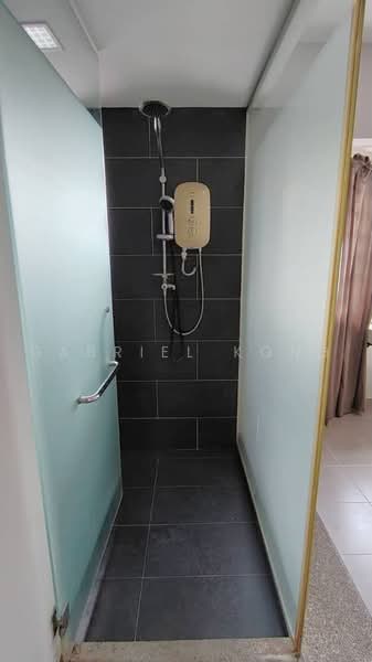 Rumah Teres 2-Tingkat untuk Dijual di TAMAN PUCHONG UTAMA (Puchong) - Gabriel Kong - Bathroom - PropertyGuru.com.my