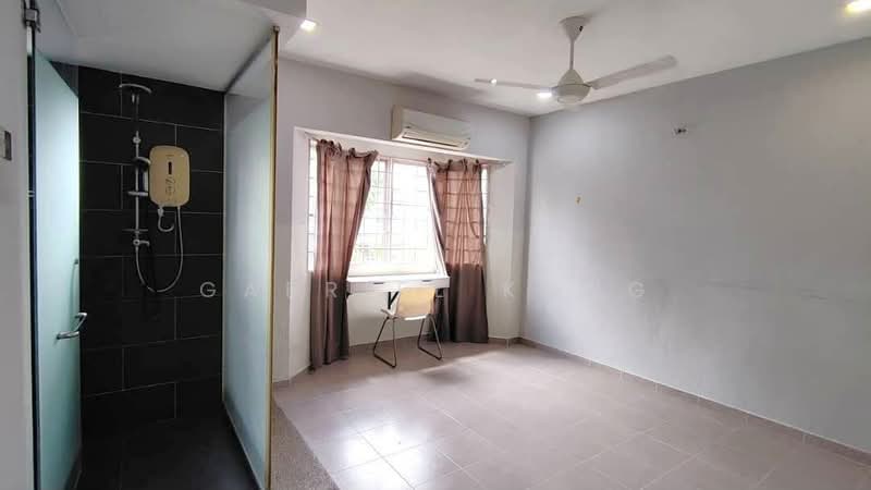Rumah Teres 2-Tingkat untuk Dijual di TAMAN PUCHONG UTAMA (Puchong) - Gabriel Kong - Bathroom - PropertyGuru.com.my