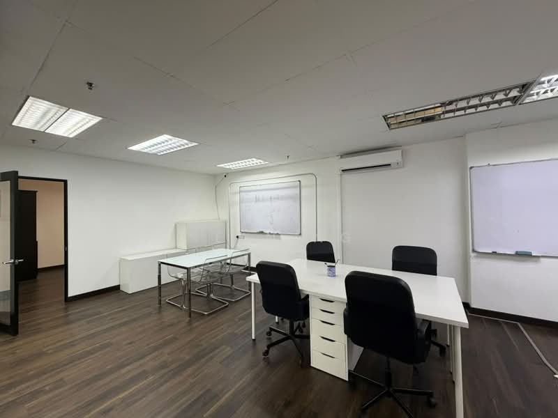 Shop / Office for Rent in KL City Centre (Kuala Lumpur) - Sean Ng - Interior - PropertyGuru.com.my