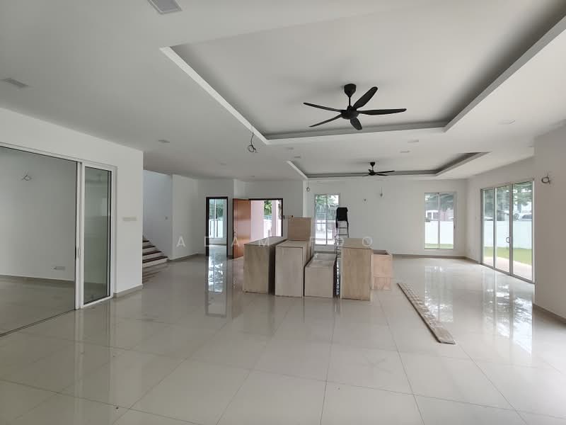 Bungalow House for Rent in Ukay Bistari (Ulu Kelang) - Adam Foo - Living Room - PropertyGuru.com.my