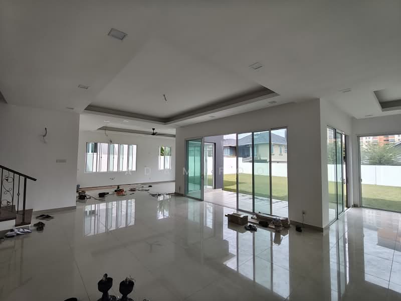 Bungalow House for Rent in Ukay Bistari (Ulu Kelang) - Adam Foo - Living Room - PropertyGuru.com.my
