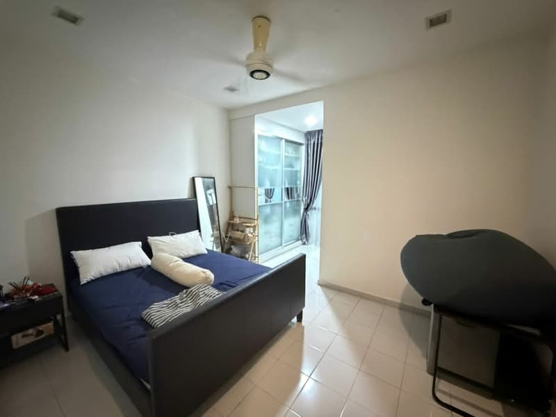 Condominium for Sale at T-Parkland - David Lee - Bedroom - PropertyGuru.com.my