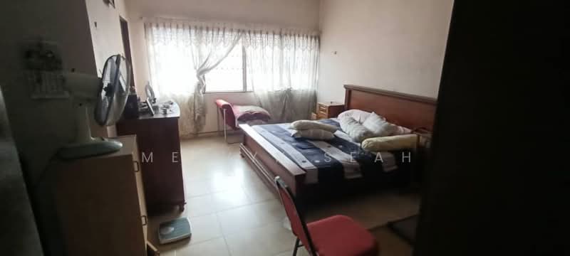 Rumah Teres 2-Tingkat untuk Dijual di Sungai Dua (Penang) - Mervyn Seah - Bedroom - PropertyGuru.com.my