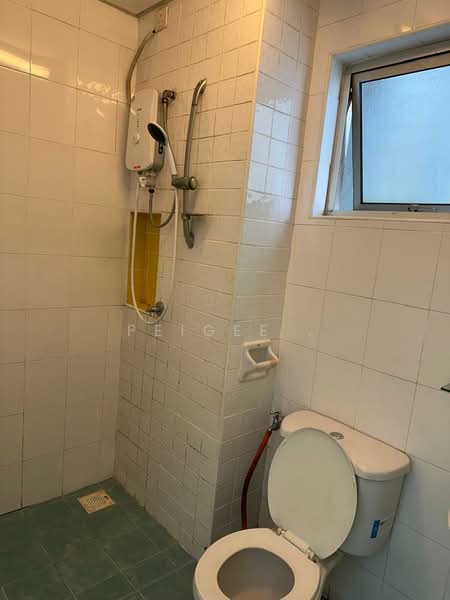 Service Residence for Sale at Metropolitan Square - PeiGee . - Bathroom - PropertyGuru.com.my