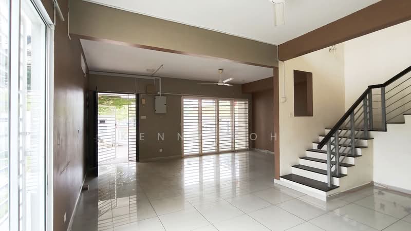 2-storey Terraced House for Sale in Taman TTDI Grove (Kajang) - Kenny Koh - Living Room - PropertyGuru.com.my