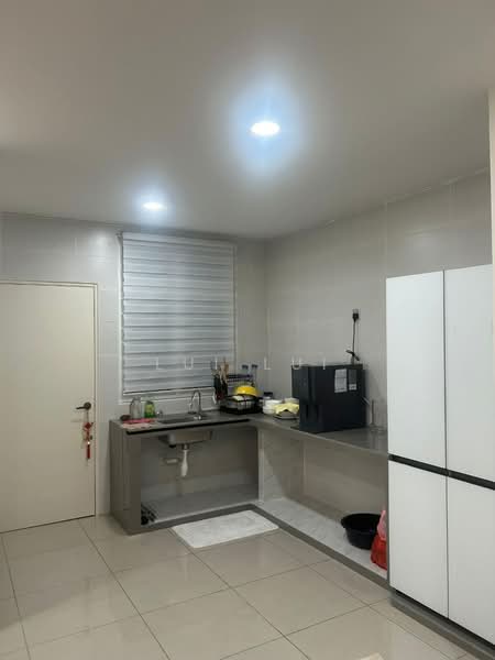 Kediaman Servis untuk Disewa di Twin Danga Residence - Lui Lui - Kitchen - PropertyGuru.com.my