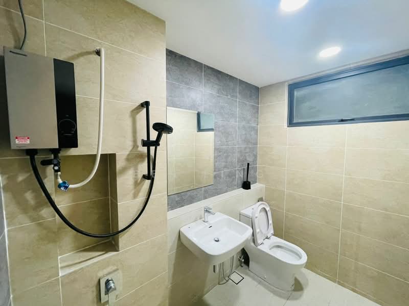 Kediaman Servis untuk Disewa di Setia City Residences - Ben Ling - Bathroom - PropertyGuru.com.my