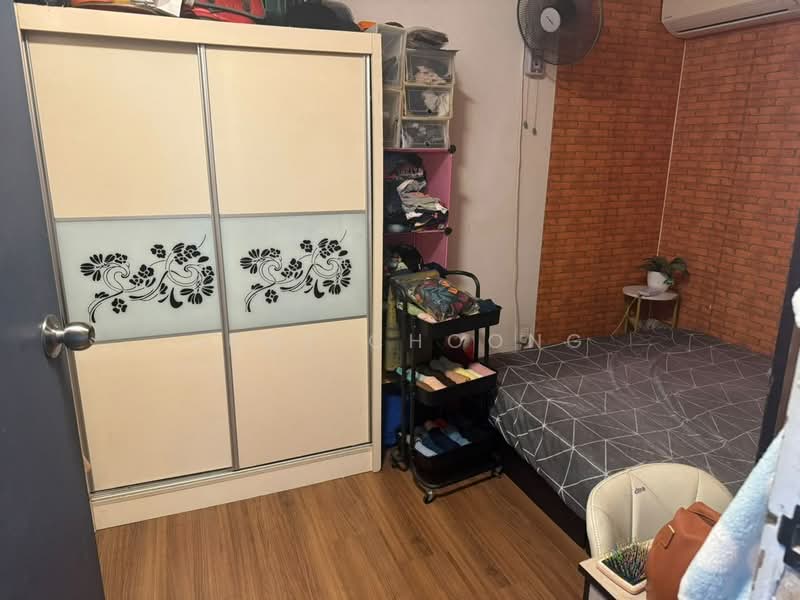Townhouse for Sale in Labu (Negeri Sembilan) - June Choong - Bedroom - PropertyGuru.com.my
