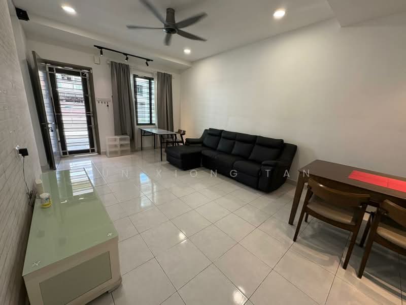 2-storey Terraced House for Sale in Taman Kempas (Tampoi) - Jun Xiong Tan - Living Room - PropertyGuru.com.my