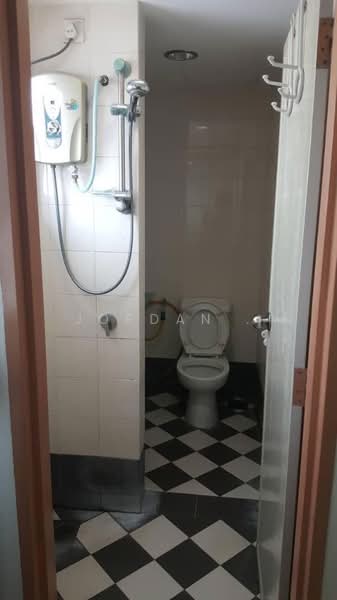 Service Residence for Rent at The Embassy (Bangunan Duta Impian) - Jordan . - PropertyGuru.com.my