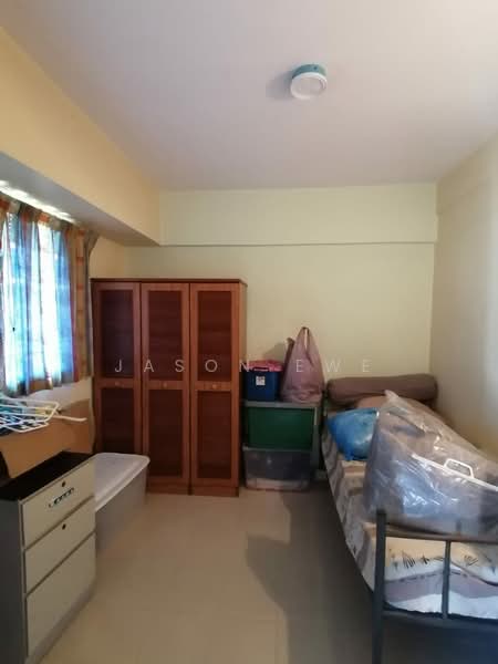 Flat for Sale at Kompleks Pulau Mutiara - Jason Ewe - Bedroom - PropertyGuru.com.my