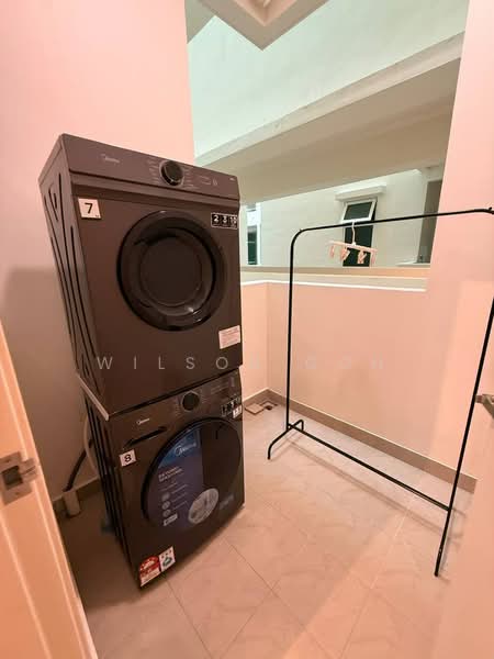 Kondominium untuk Disewa di Ferringhi Residence 2 - Wilson Goh - Balcony - PropertyGuru.com.my